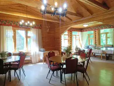 Лада Holiday - 4