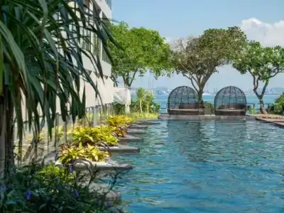 Golden Tulip Pattaya Beach Resort - 6
