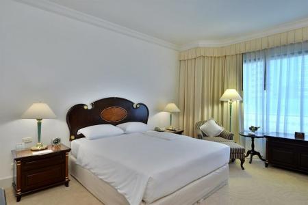 Evergreen Laurel Bangkok - 41