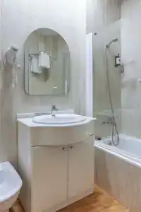 Maciá Plaza - 9