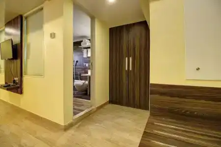Mumbai House-Juhu - 13