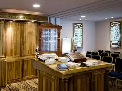 Ramada & Suites by Wyndham Netanya - 22