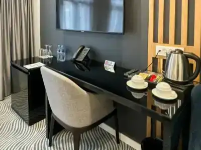Silver 34 Boutique - 49