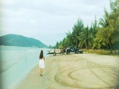 Laemsing Whitehouse - 20