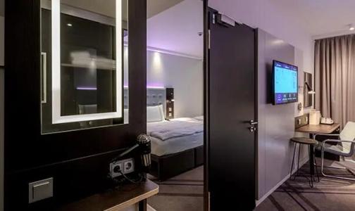 Holiday Inn Berlin-Alexanderplatz, an IHG - 11