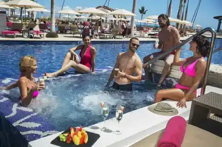 Royalton CHIC Punta Cana - 6