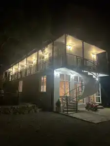 La Casa - 6