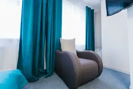 Декабрист Серова 30 - 19