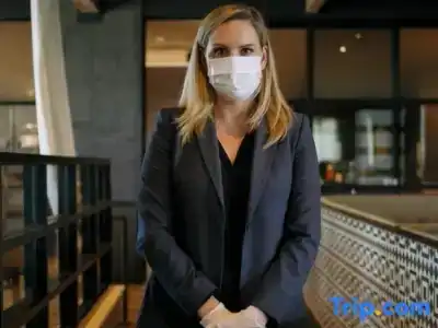 Holiday Inn Mumbai International Airport, An Ihg - 13