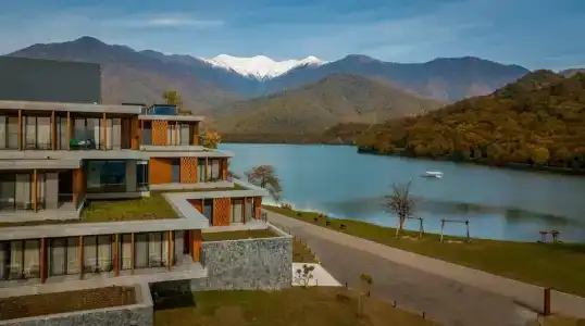 Курортный отель Kvareli Lake Resort - 1