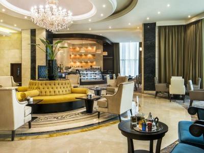 Golden Tulip - 52