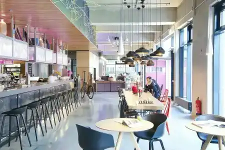 Moxy Frankfurt Airport - 31