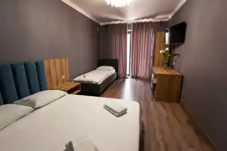 Amzahotel - 1