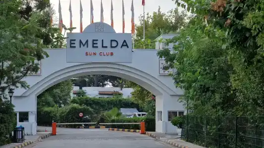 Emelda Sun Club, Ex Simena Sun Club - 5