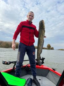Fishing Club Ltd - 23