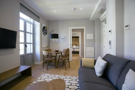 Legazpi Doce Studios Suites - 32