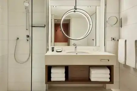 Sheraton Frankfurt Airport & Conference Center - 11