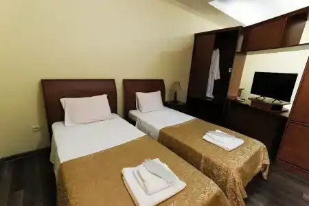 Aeetes Palace - 9