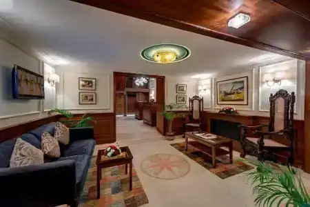 The Astor - 16