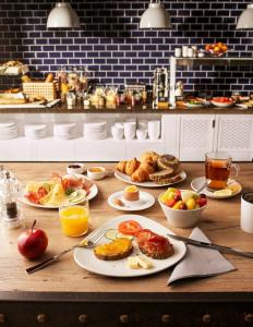 Premier Inn Saarbrücken City Centre - 29
