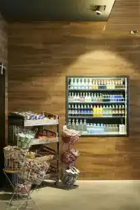 Moxy Frankfurt Airport - 32