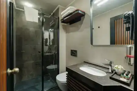 Tria Elegance - 45