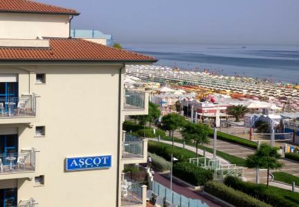 Ascot - 15