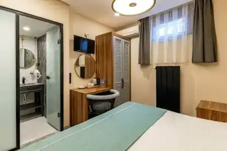 Interstar - 36