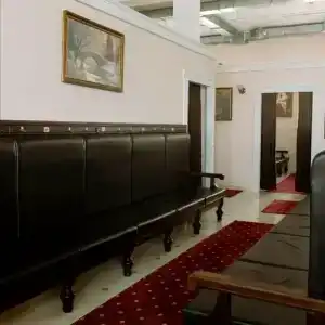 Красная - 23