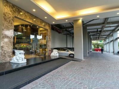 Golden Sky Pluit - 25