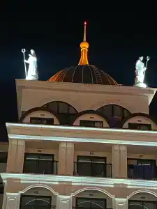 Side Royal Palace - 31