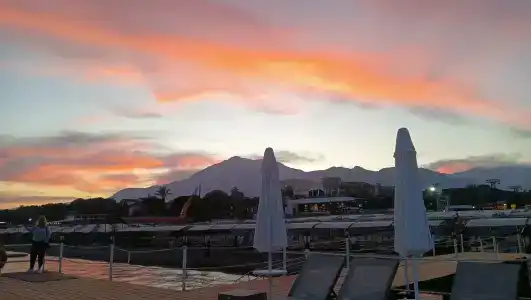 Sailor's Beach Club - 29