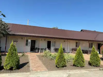 Уголок - 20