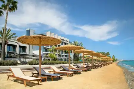 Mercure Larnaca Beach - 10