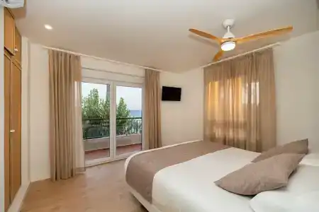 Paradisun - Adults Only Recommended - 3