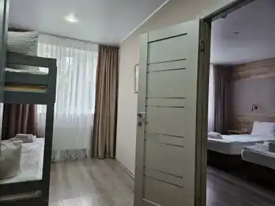 Room12 - 36