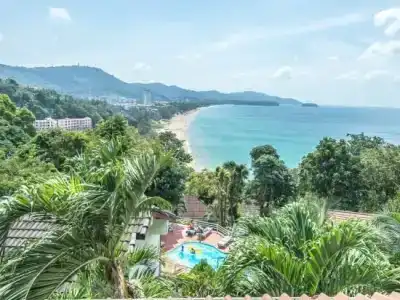 On The Hill Karon Resort - 38