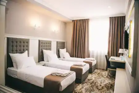 Emerald Suite - 35