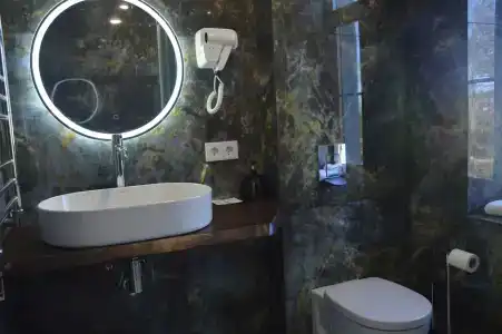 Владимирский - 22