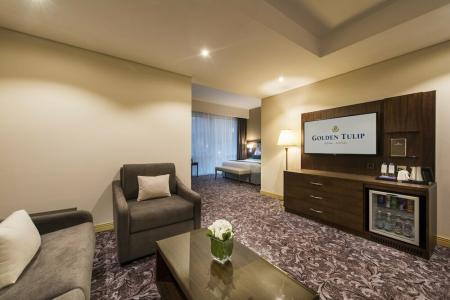 Golden Tulip - 37