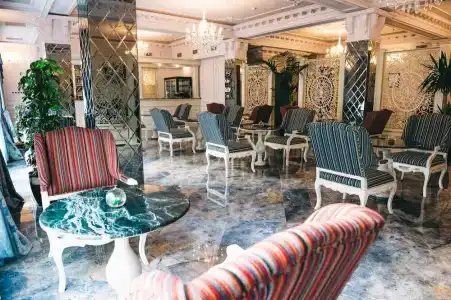 Emerald Suite - 24