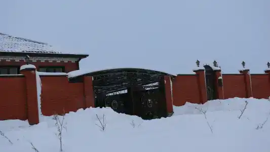 Двор сурка - 39