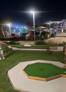 Albatros White Beach - 30