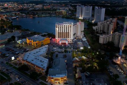 Ramada Plaza Resort & Suites By Wyndham Orlando International Drive - 22