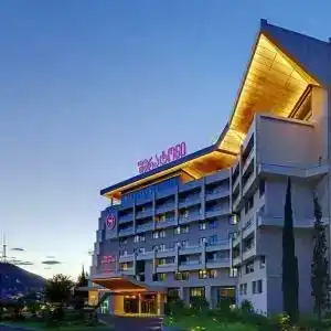 Sheraton Grand Tbilisi Metechi Palace - 4