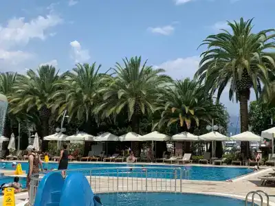 Truemars & Suites - 4