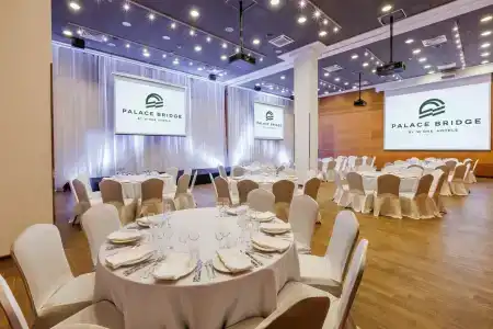 Palace Bridge Hotel - 42