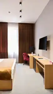 King Plaza - 37