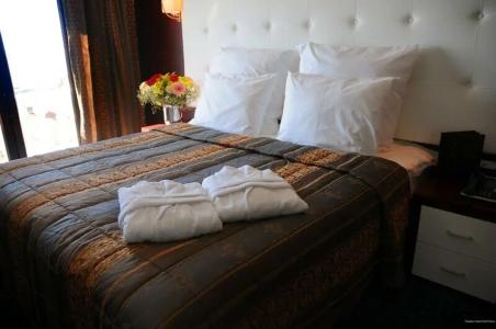 Paradise Island - 90