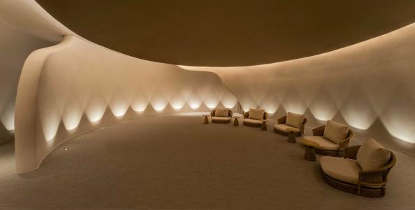 Dusit Thani Bangkok - 18